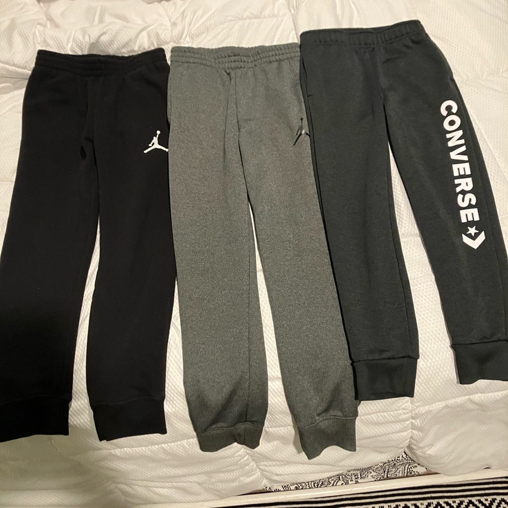 Bundle of boys joggers size 10/12